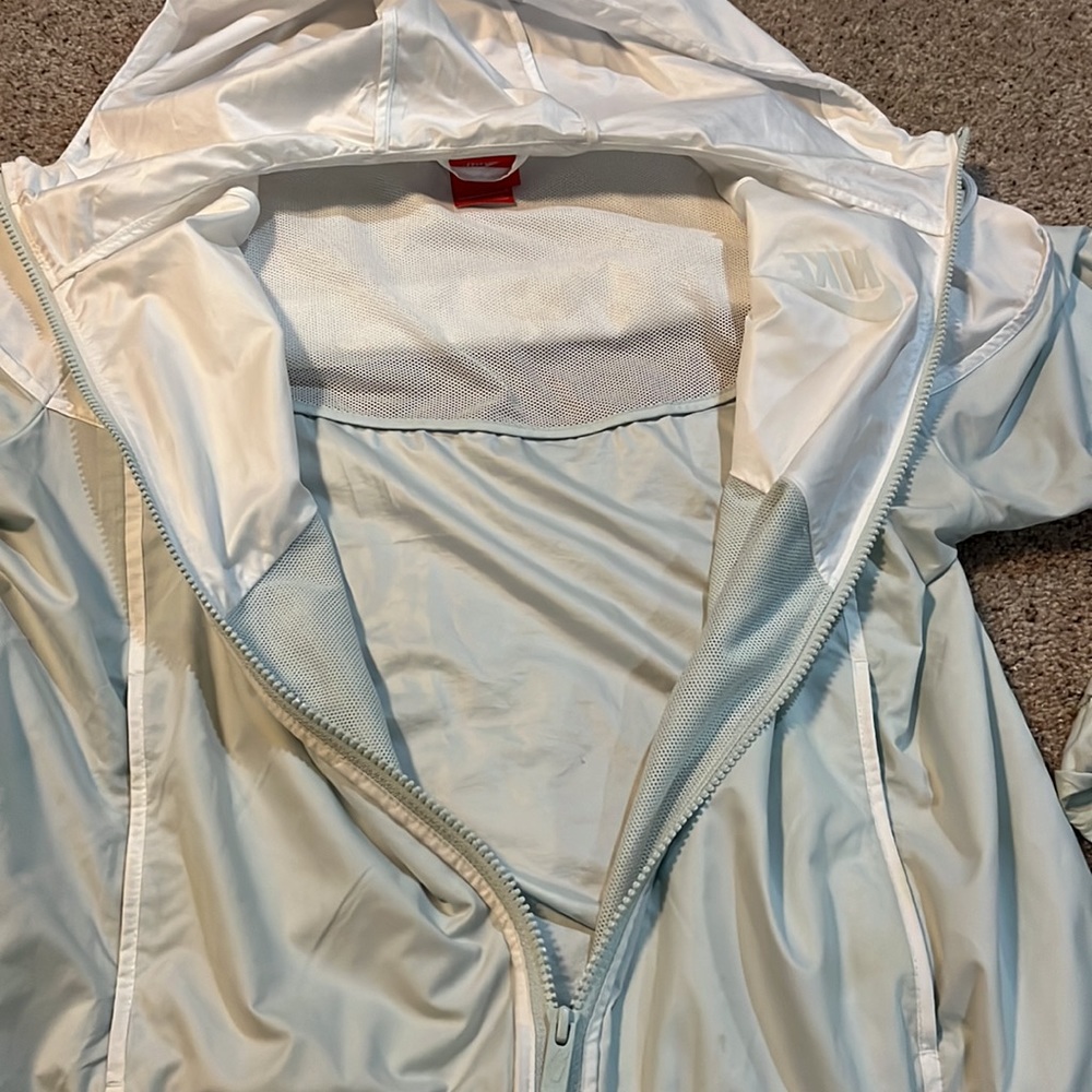 Nike Windbreaker Jacket - Picture 5 of 10